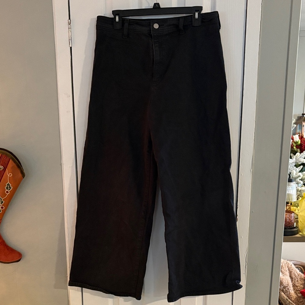Universal Thread Black Flare & Wide Leg Jeans